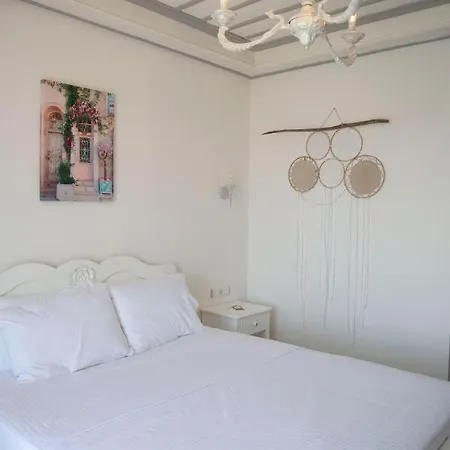Efruze Hotel