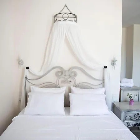 Hotel Efruze *